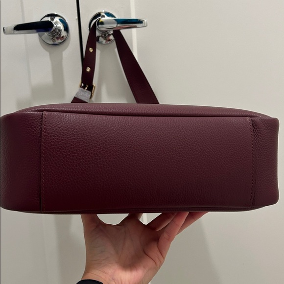 Coach (NWT) Hadley Large Shoulder Bag - Picture 14 of 17